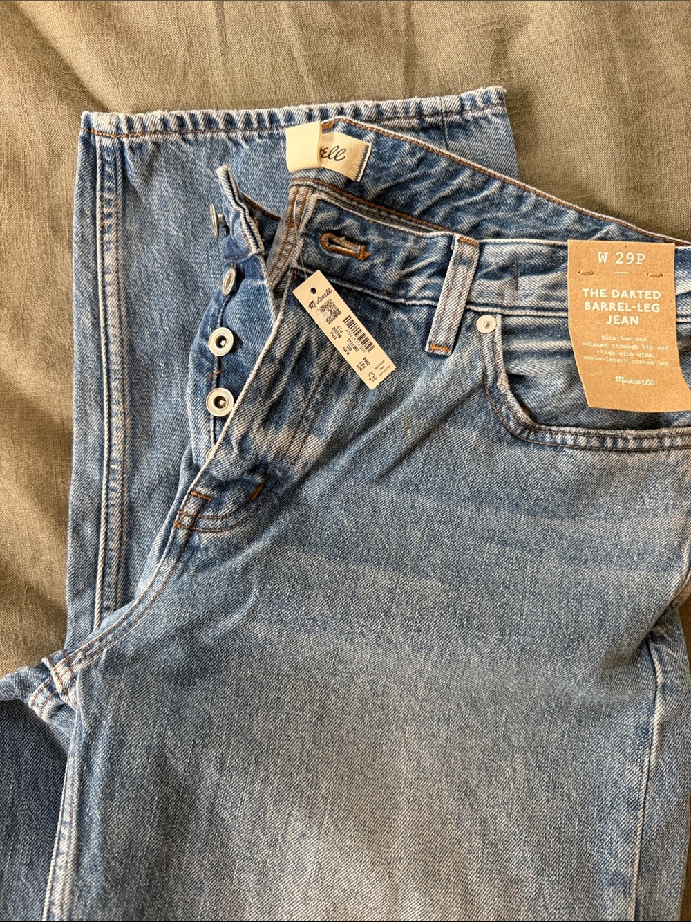 Madewell Darted Barrel-Leg Jeans - Medium Blue Denim - Picture 4 of 5